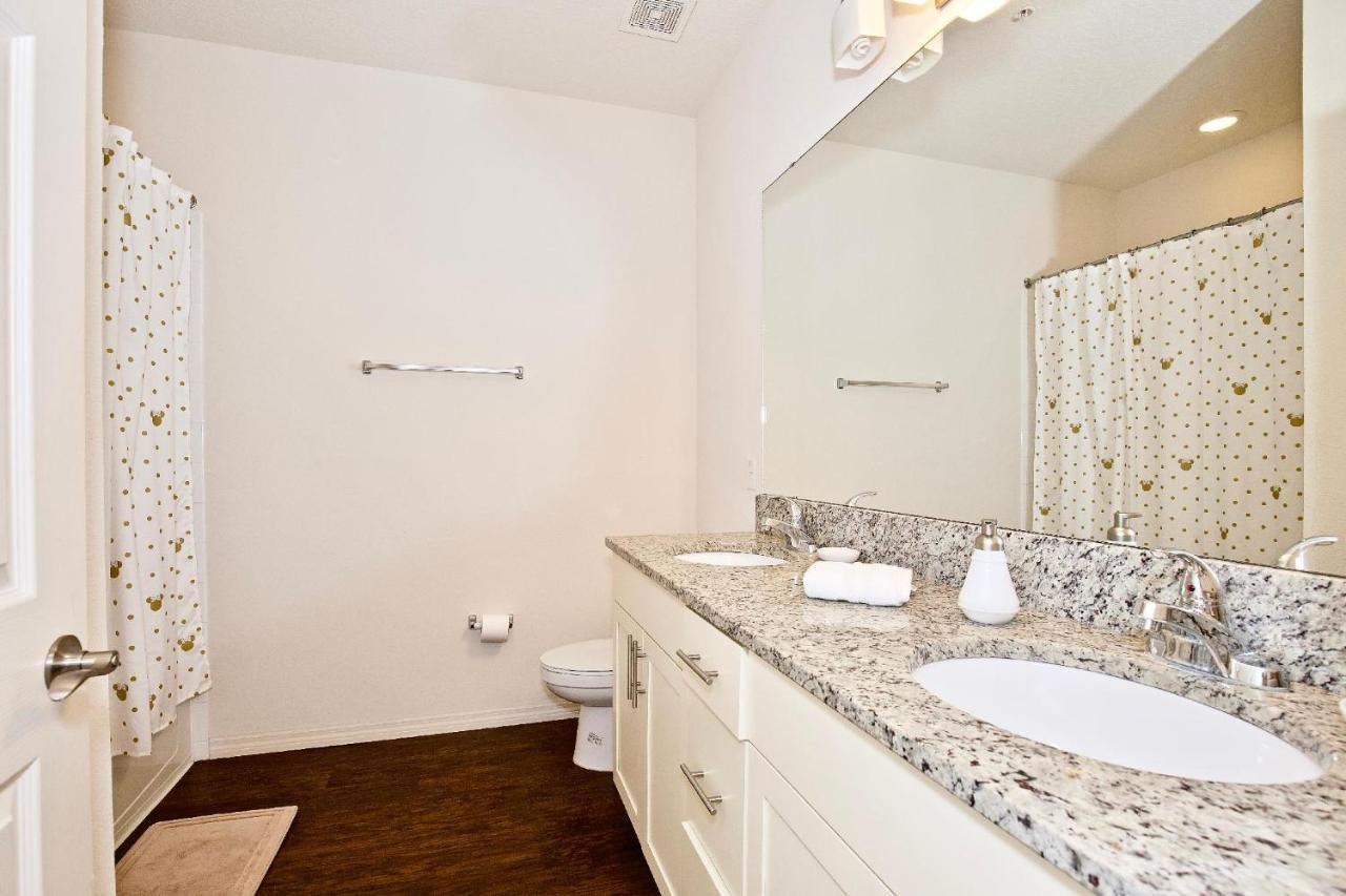 Great And Practical Townhouse In Gated Community, Sleeps 6 10 Min To Disney! オーランド エクステリア 写真